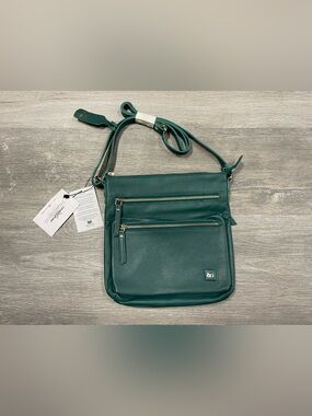 NWT Wise Owl Accessories Genuine Leather Teal Green Crossbody Bag – Soft Nappa